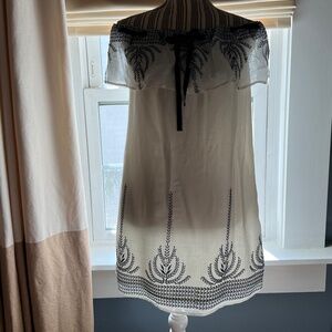 Off the shoulder embroidery embroidered dress